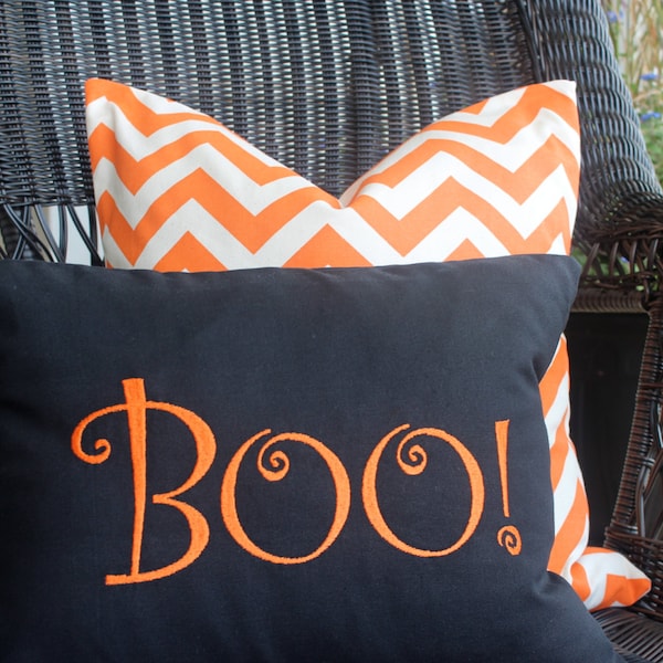 Halloween BOO pillow cover - Fall Pillow Cover - Halloween Decor