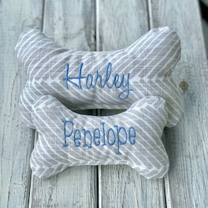Personalized Dog Bone Toy with Squeaker - Custom Dog Toy for large and small  - Dog Lover Gift - New Puppy Gift - Pet Lover