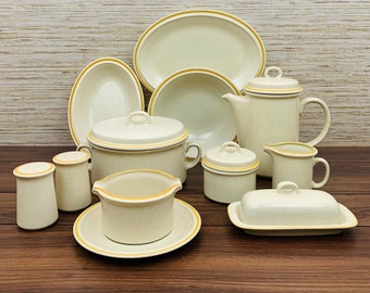 Piezas para servir en el festival del jardín de Hearthside de época (se venden por separado)