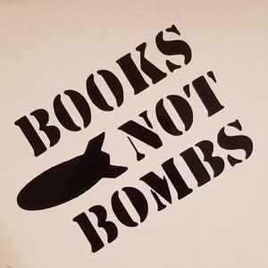 Bücher nicht Bomben Vinyl Aufkleber