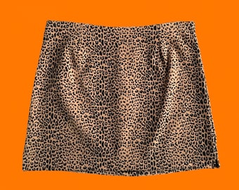 90's vintage faux suede leopard print high waisted bodycon mini skirt MEDIUM spicewear