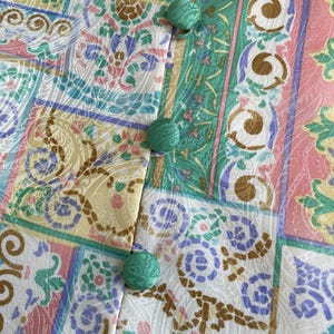Blusa vintage anni '80-'90 in seta 100% con motivo paisley floreale, taglia 8, adrianna papell immagine 6