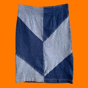 90&#39;s vintage patchwork stretchy lightweight denim high waisted pencil mini skirt LARGE Maria Gabrielle New York **runs small**
