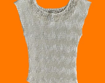 Top aderente vintage anni '90 '00 in pizzo bianco stropicciato stile Y2K, taglia MEDIA Nicola