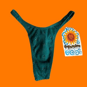 90s vintage forest green lace embroidered rosette hi cut high leg thong bikini bottoms SMALL point conception *deadstock*