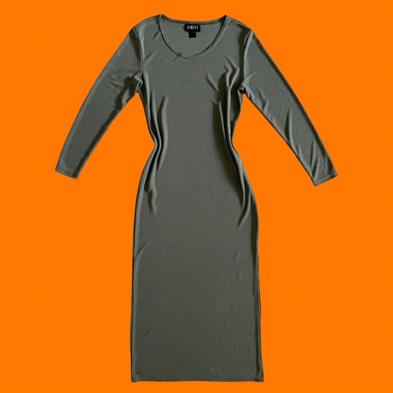 chinese dress ladies Generic Long Sleeve Collared Slinky Foil Dress S Black at Amazon Women's  Clothing store main image 0