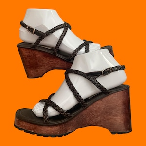 90's 00's vintage brown braided wooden strappy y2k platform wedge sandals Size 8 Arizona