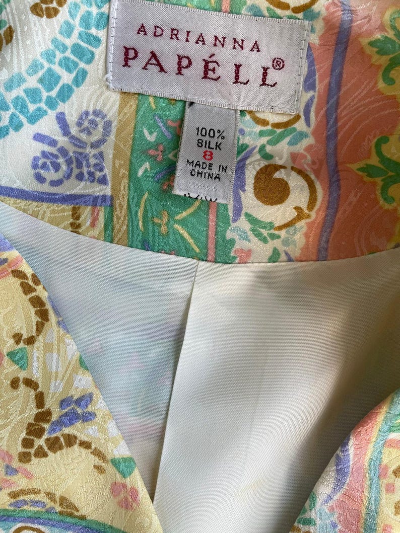 Blusa vintage anni '80-'90 in seta 100% con motivo paisley floreale, taglia 8, adrianna papell immagine 7