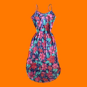 90&#39;s vintage tropical floral print silky satin 100% synthetic maxi slip dress MEDIUM california dynasty
