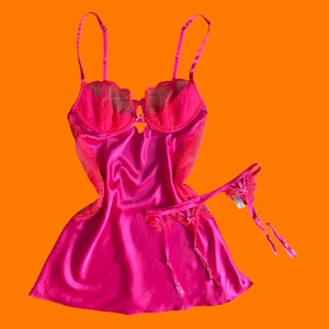 00's vintage hot pink and coral sheer floral lace satin y2k slip dress with garters 2 pc lingerie set 36B XS/S Victoria's Secret