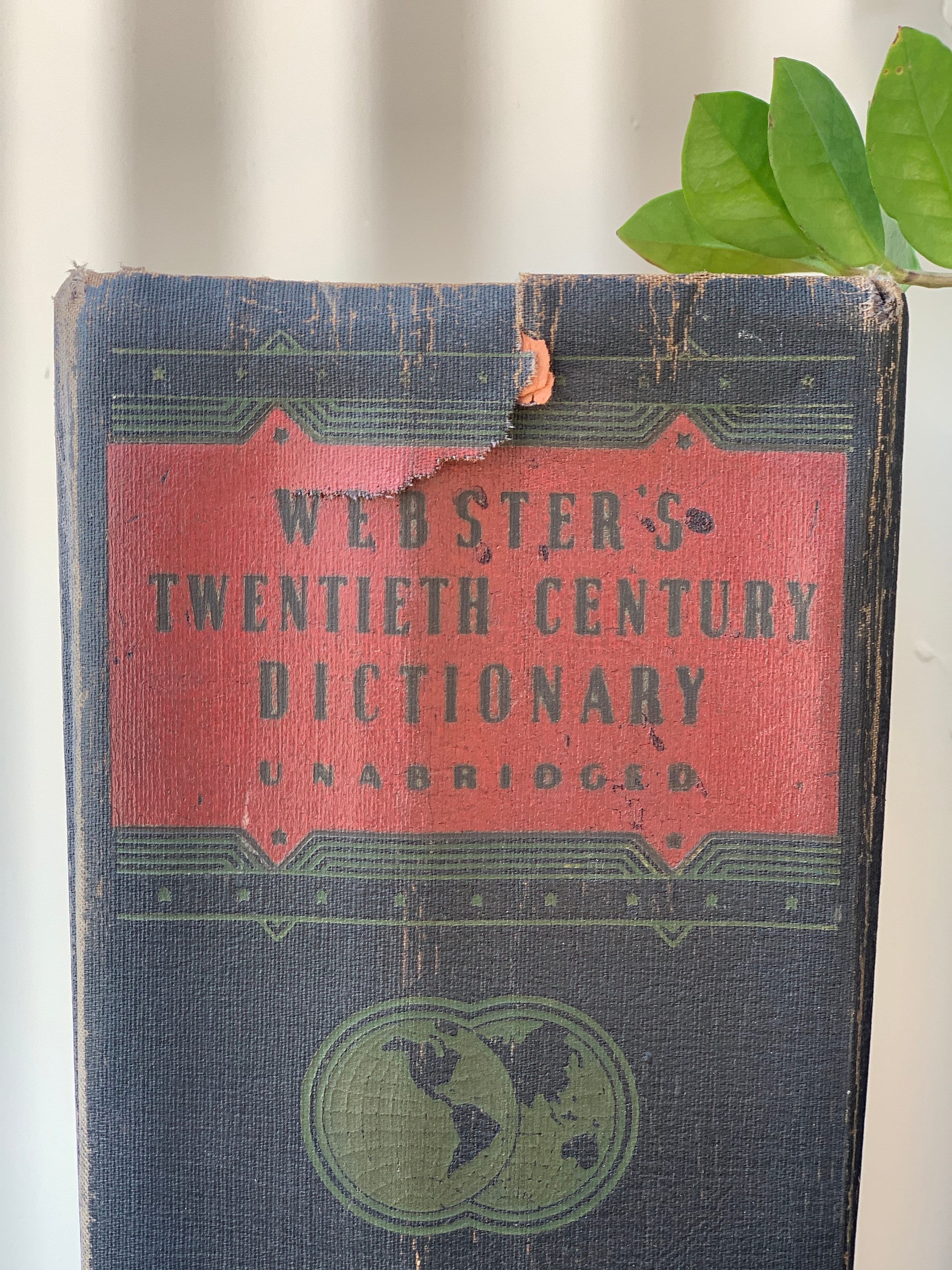 XL Vintage sters Dictionary 1940s (Free Shipping)