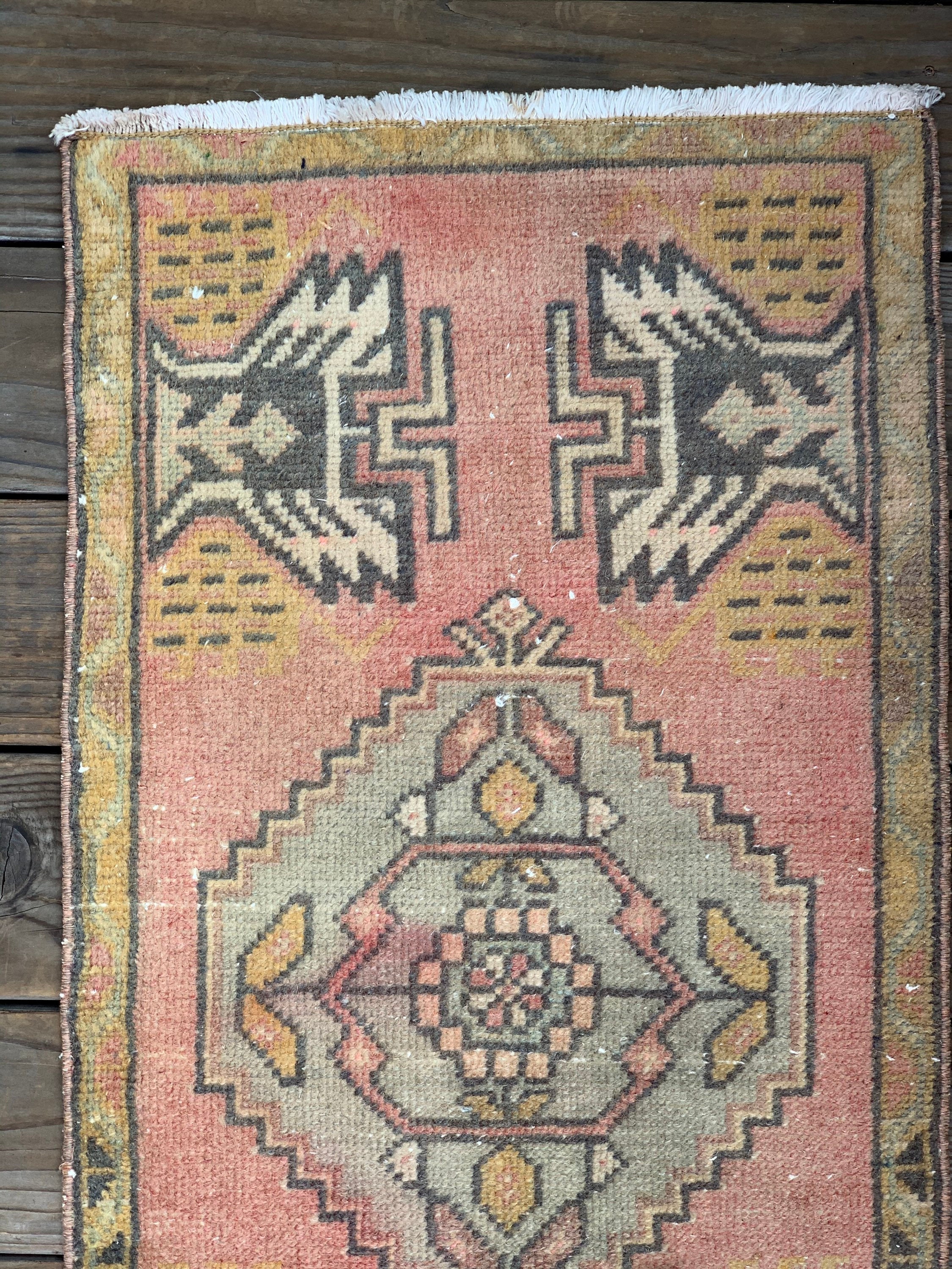 Handmade Vintage Tribal Rug {K} (Free Shipping)