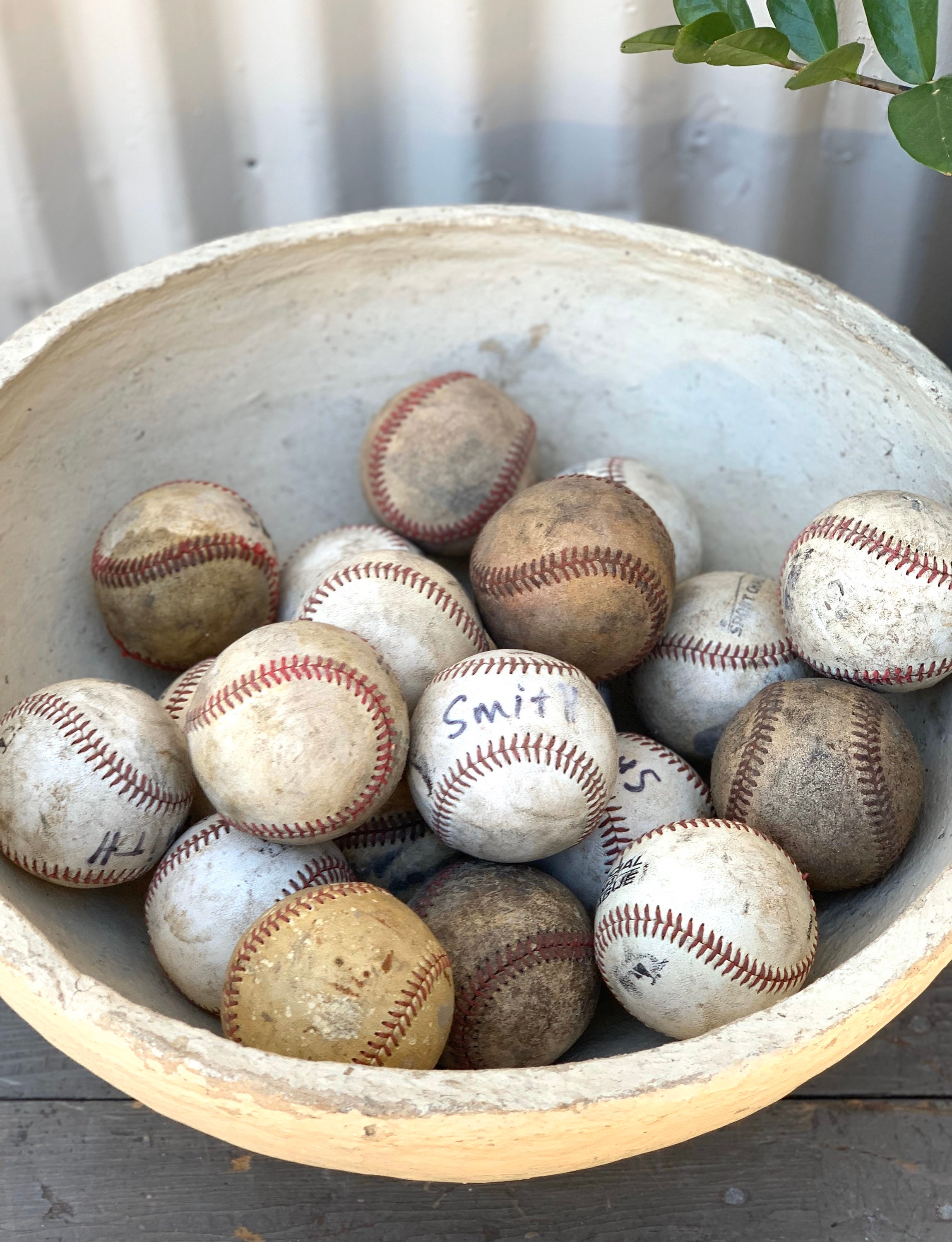 Lot of 20 vintage Baseballs (Free Shipping)