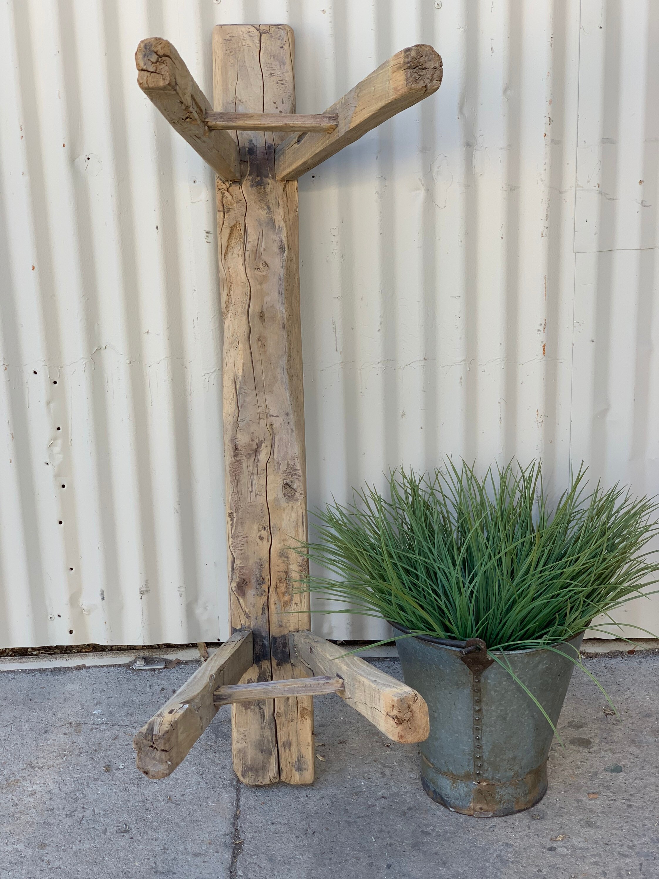 Rustic Vintage Elm Skinny Bench {C} (Free Shipping)