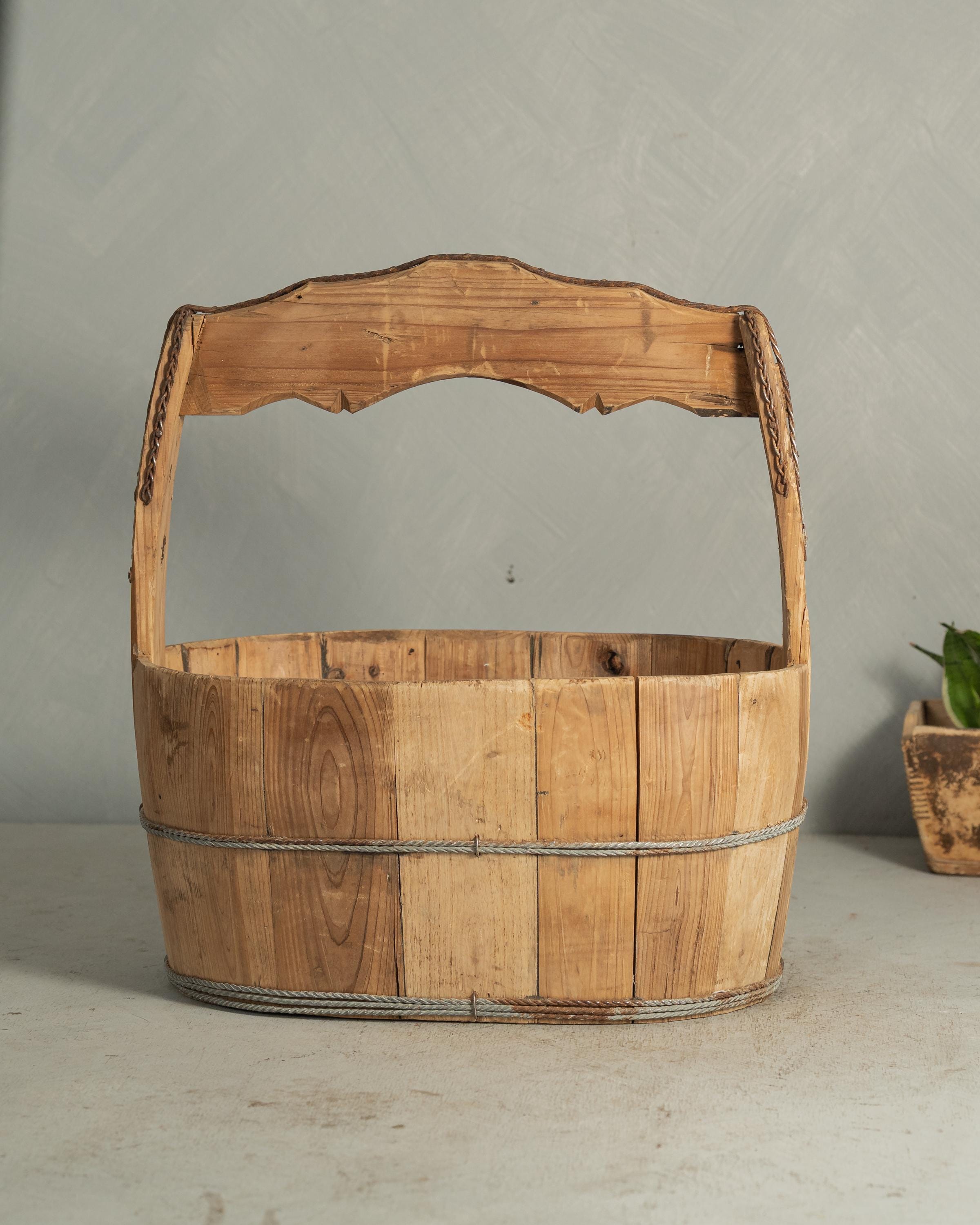 Antique Water Well Bucket - Etsy