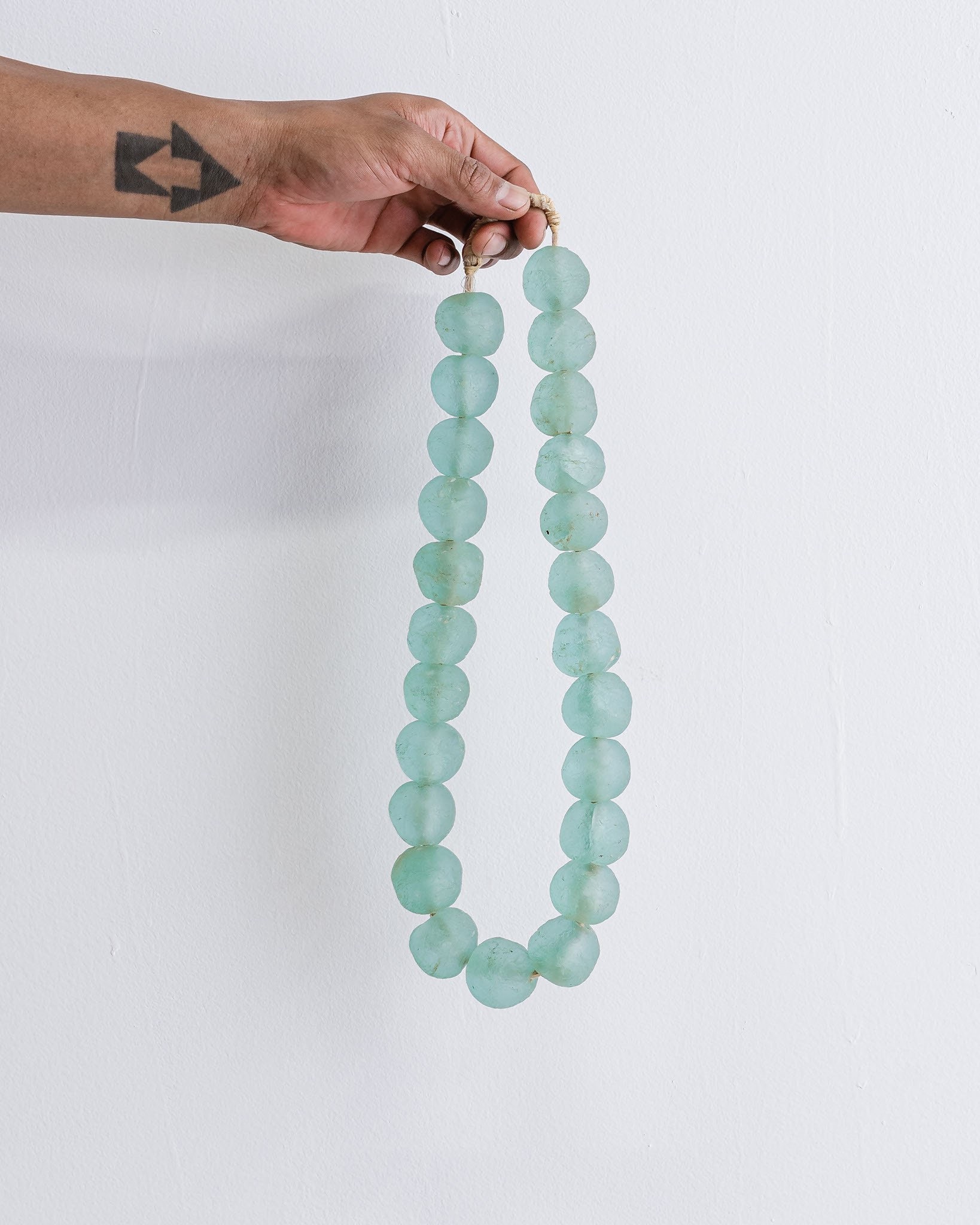 Tumbled glass beads deals