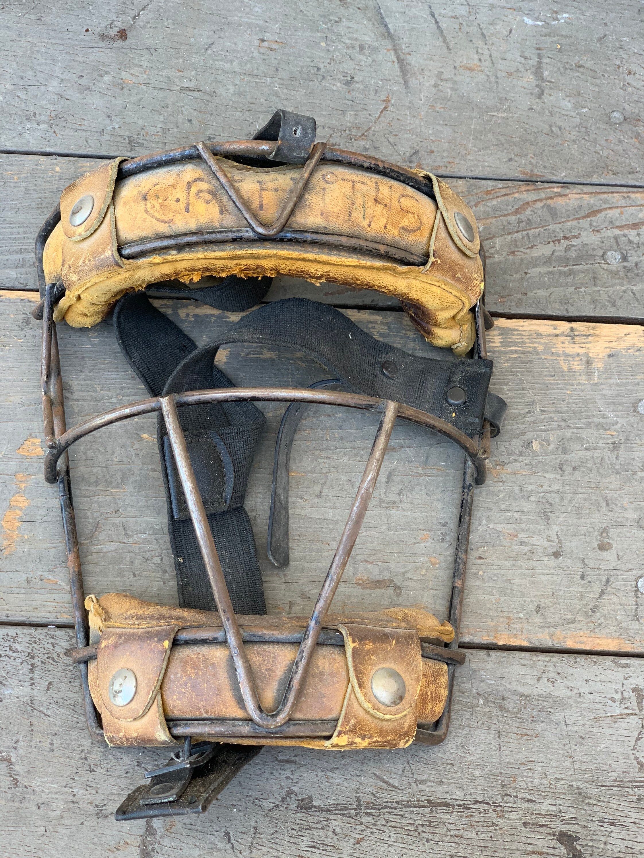 Vintage Leather Baseball Catchers Mask (Free Shipping)