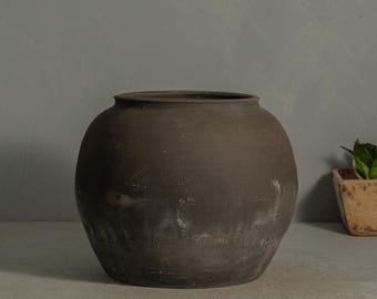 Vintage Grey Black Clay Wabi Sabi Pot {G3}  (Free Shipping)