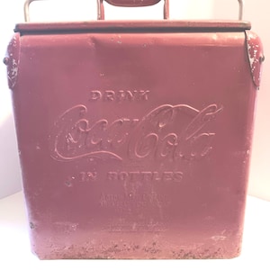 Coca Cola.1940's Vintage 12 bottle carry cooler.Acton.Distressed.Free Ship