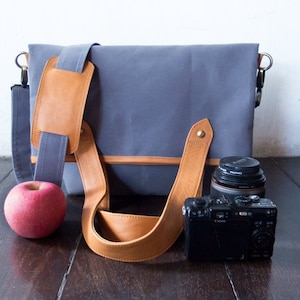 Sac pour appareil photo reflex numérique avec insert, pliage, sac messager en toile cirée, fourre-tout, toile cirée avec détails en cuir noir, unisexe, NOIR PETIT