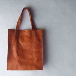 Leather Tote Bag, CarryAll, Shoulder Bag, Laptop, MacBook, Shopping Bag, leather handbag, for women, Handmade tanned genuine Leather