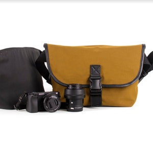 LETI Small - Messenger Camera Bag with Insert in canvas and genuine Leather, versatile bag with comfortable adjustable padded shoulder strap