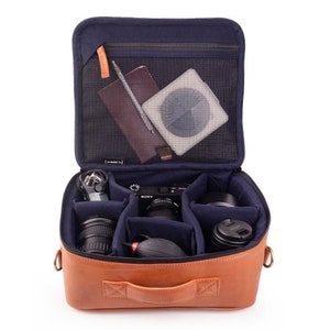 LARAT Large - DSLR Camera bag insert, leather camera case, lens case, padded organizer for mirrorless cameras and equipment, brown