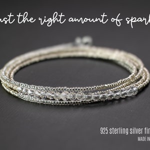 Delicada pulsera apilable de plata de múltiples vueltas para mujer