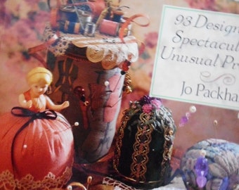 Pincushions , Vintage Books, 1995 DIY Pincushion Projects