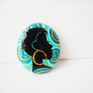 Made To Order, Three Black Queens, Afrocentric Collectable Paperweights, Decorating Ideas, Fine Art on Rocks, Gifts Under 30 image 3