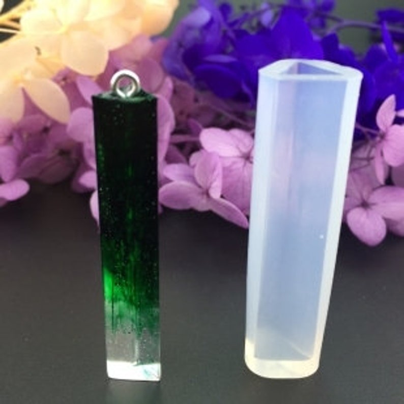 1 78 516 Hole 9mm 3x Craft Making Tool Silicon Resin Mold Triangle Pendant 48mm A0083530