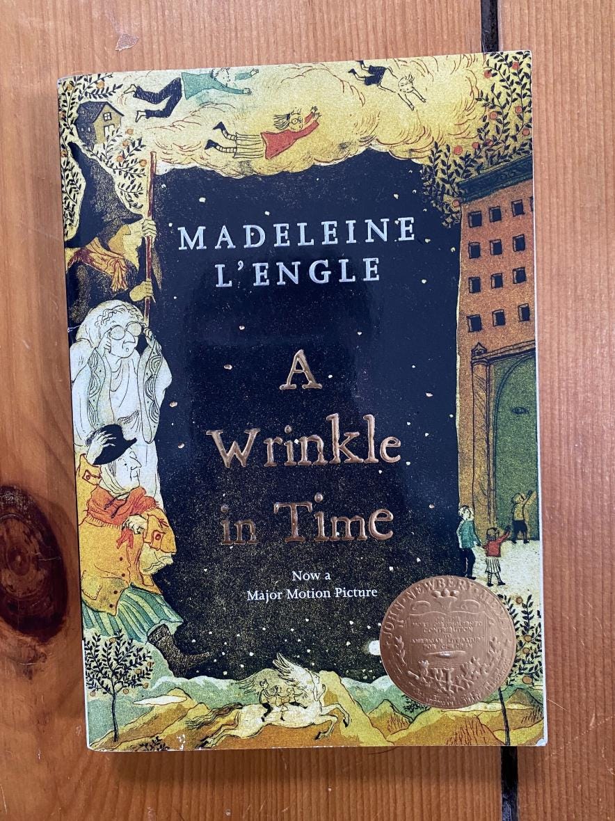 A Wrinkle In Time by Madeleine L'Engle - Square Fish 2000s