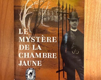 Le Mystere de la Chambre Jaune by Gaston Leroux - 1960s Livre de Poche French Language Edition