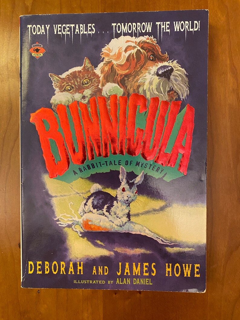 Bunnicula by Deborah and James Howe - 1996 Aladdin Paperback - Etsy