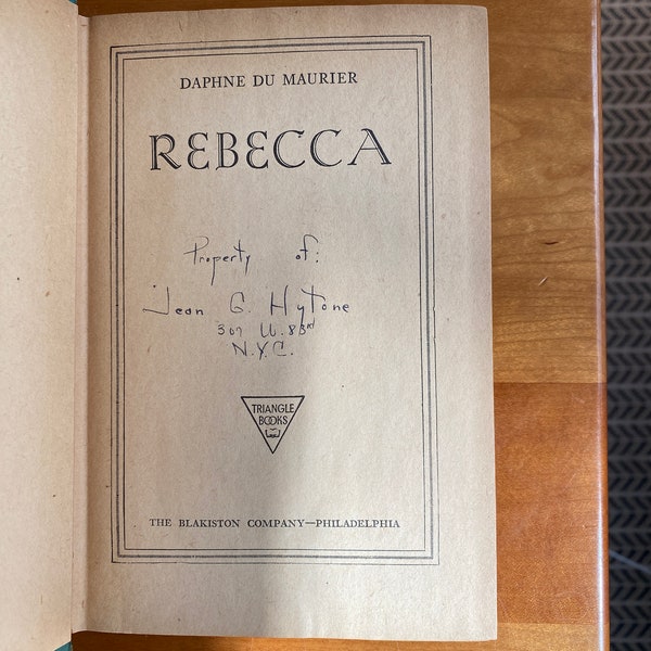 Rebecca by Daphne Du Maurier - Blakiston 1940s