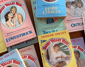 Sweet Valley High created by Francine Pascal - Various Titles