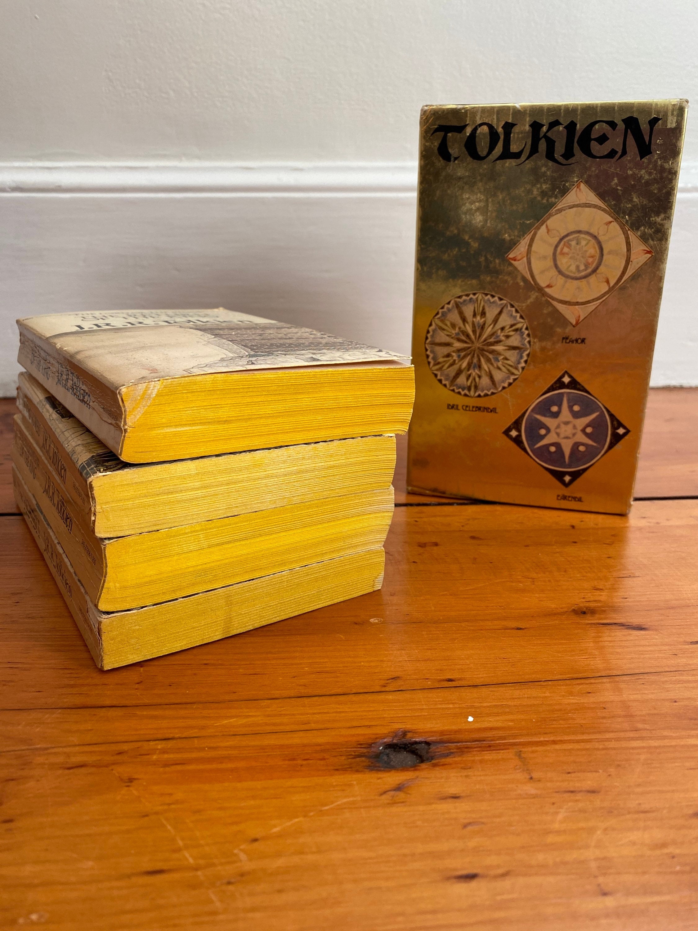 Tolkien books - Etsy 日本