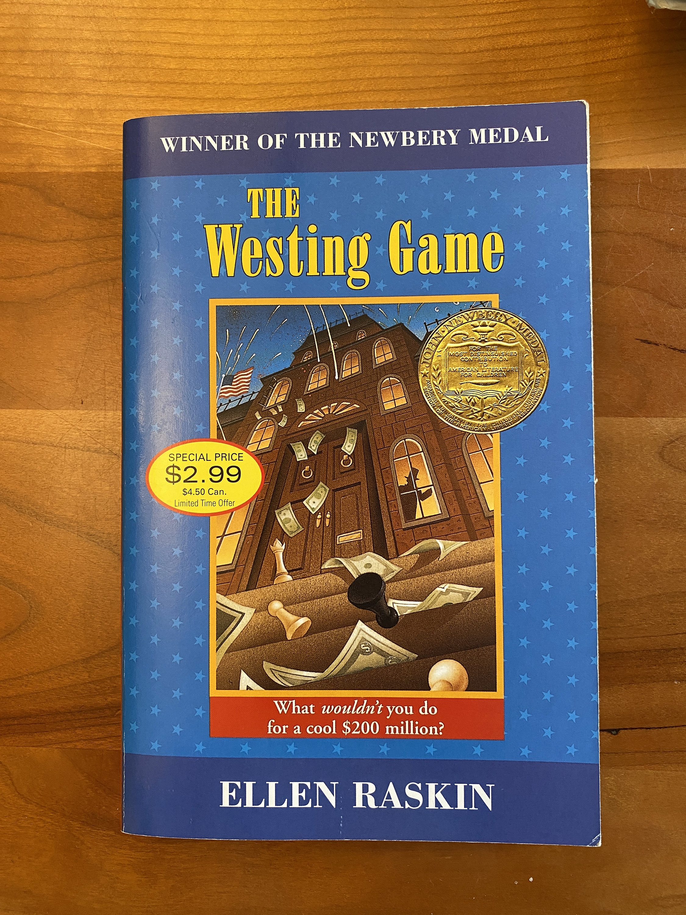 The Westing Game by Ellen Raskin - Newbery Award Winner - 2001 Puffin ...