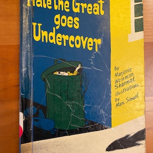 Nate the Great Goes Under Cover by Marjorie Weinman Sharmat - Pictures by Marc Simont - 1974 - Ex-Library