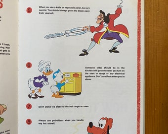 Walt Disney's Mickey Mouse Cookbook - Favorite Recipes From
