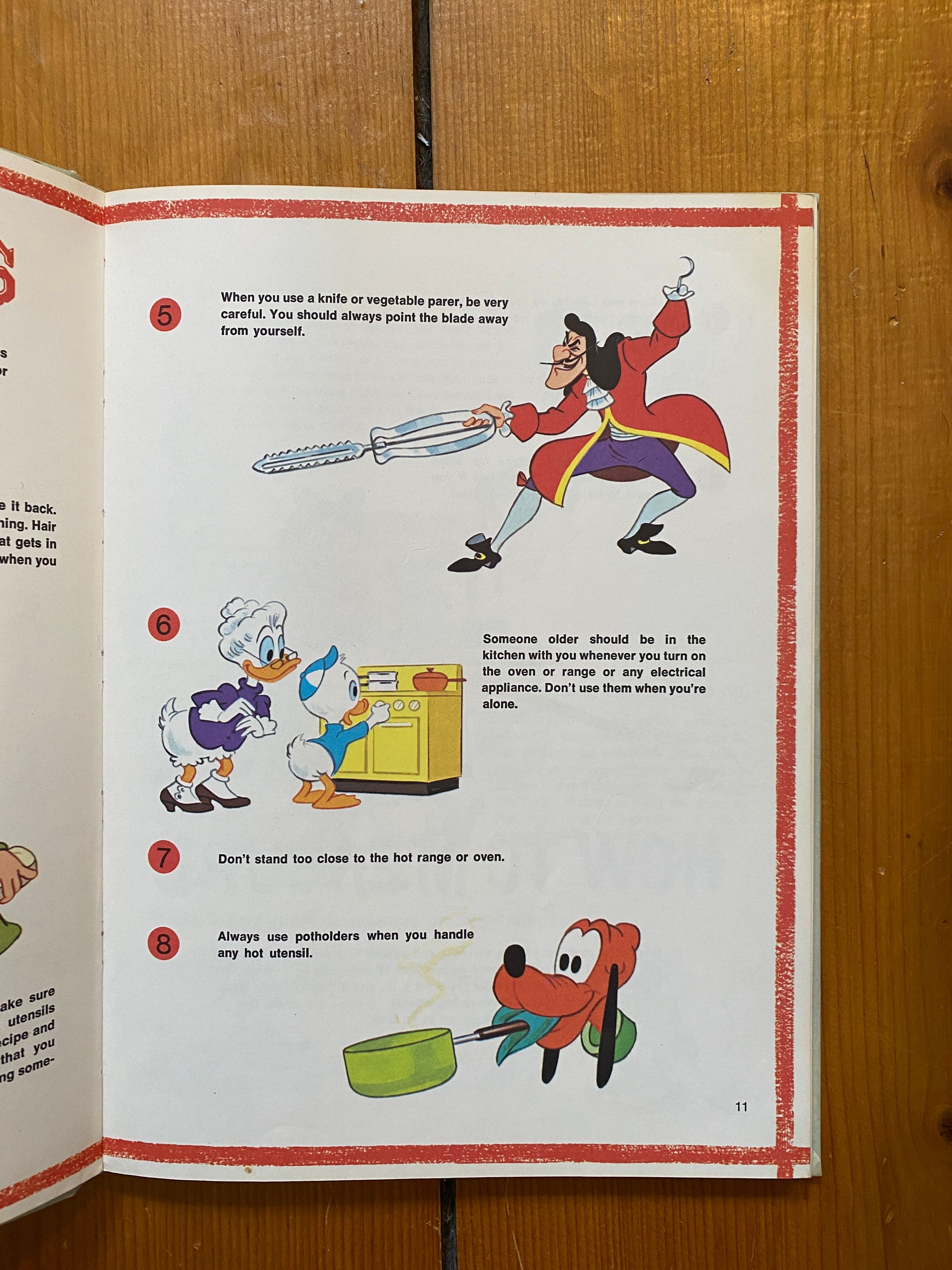 Walt Disney's Mickey Mouse Cookbook - Favorite Recipes From