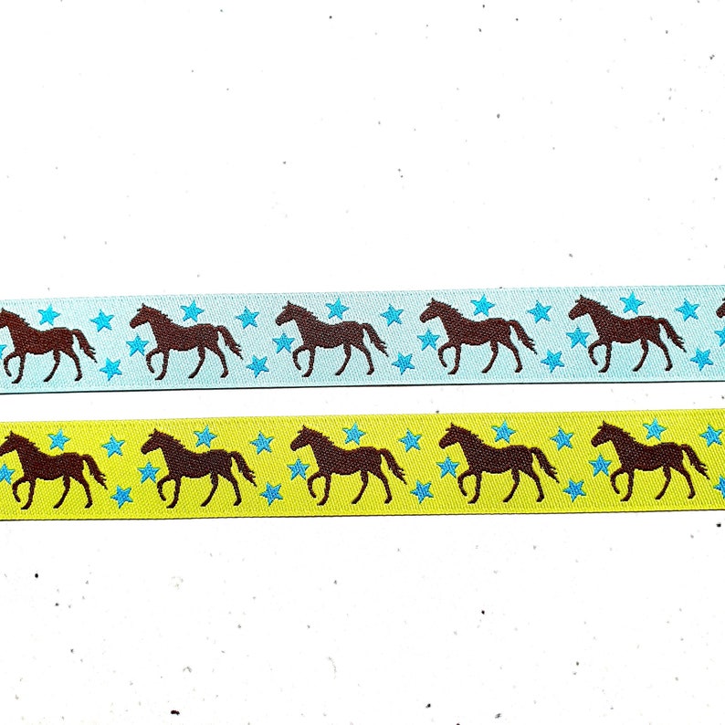 16 mm breite Webbänder mit Pferden und Sternen in türkis und kiwigrün Lieferung je Design in einem Stück Bild 1