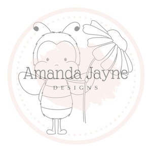 Daisy bee digi stamp, digital stamp, Amanda Jayne Designs