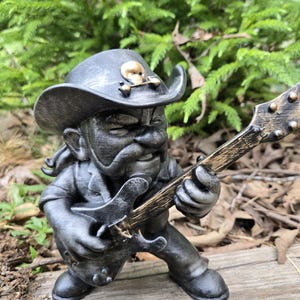 lemmy inspired gnome