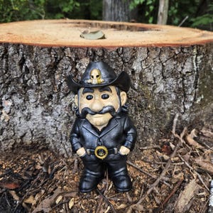 lemmy inspired gnome