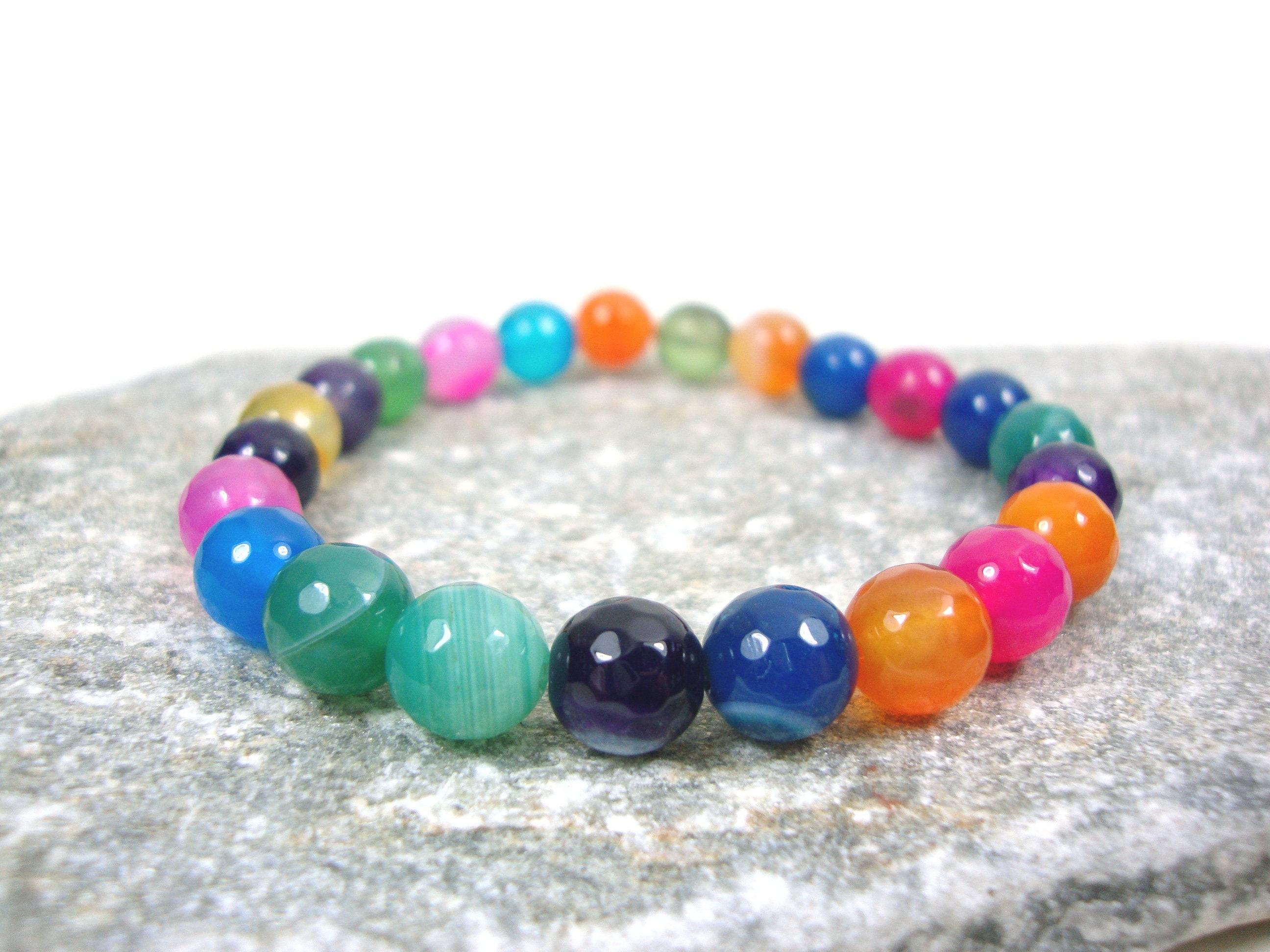 8mm Matted Mens Beaded Bracelets Agate Bracelet For Couples Black Colored  Weathered Stone In Green, Purple, Red, Blue Mix And Match Drop Delivery  From DHgarden DH7W3 From Dh_garden, $0.77