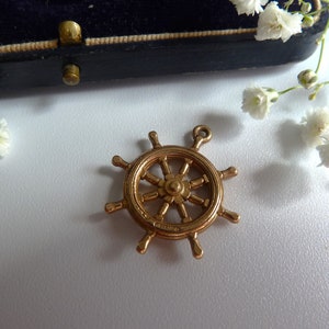 Vintage 9ct gold Ships wheel charm Hallmarked Birmingham 1966 charms for charm bracelet. Charm for necklace Solid gold