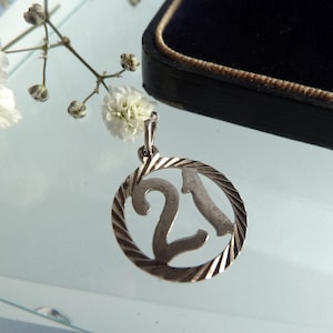 Vintage sterling silver charm 21st birthday pendant