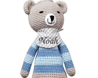 Spieluhr mit Wunschmelodie Baby Geschenk zur Geburt personalisiert Kuscheltier Teddy gehäkelt