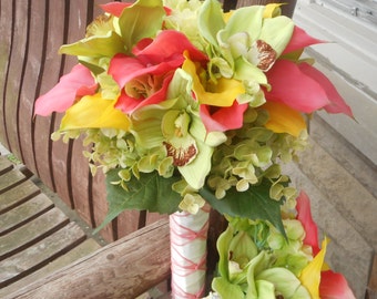 Playa boda salmón rosa lirio amarillo playa ramo / seda nupcial ramo / flores de la boda de seda / destino Tropical Flowers